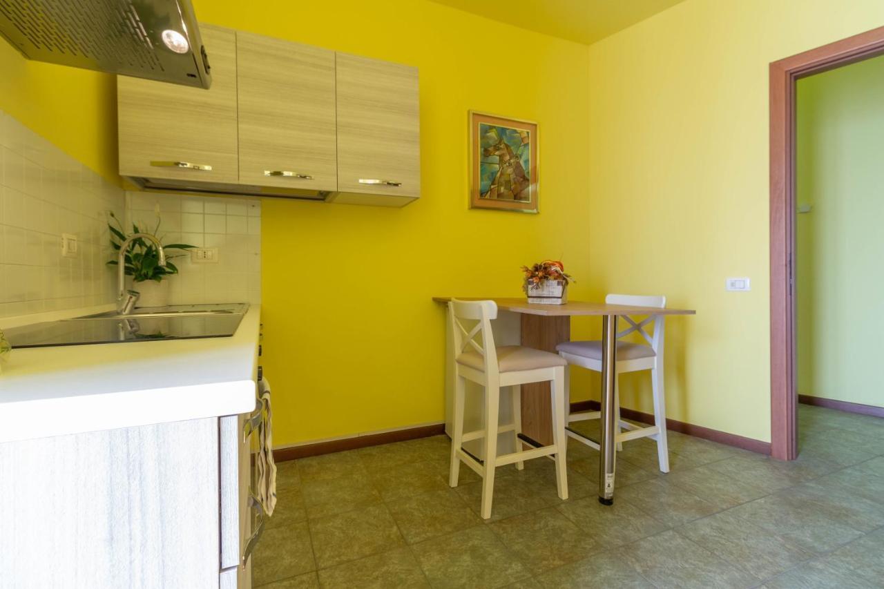 La Pineta - Le Casette Di Osvaldo Lecco Extérieur photo